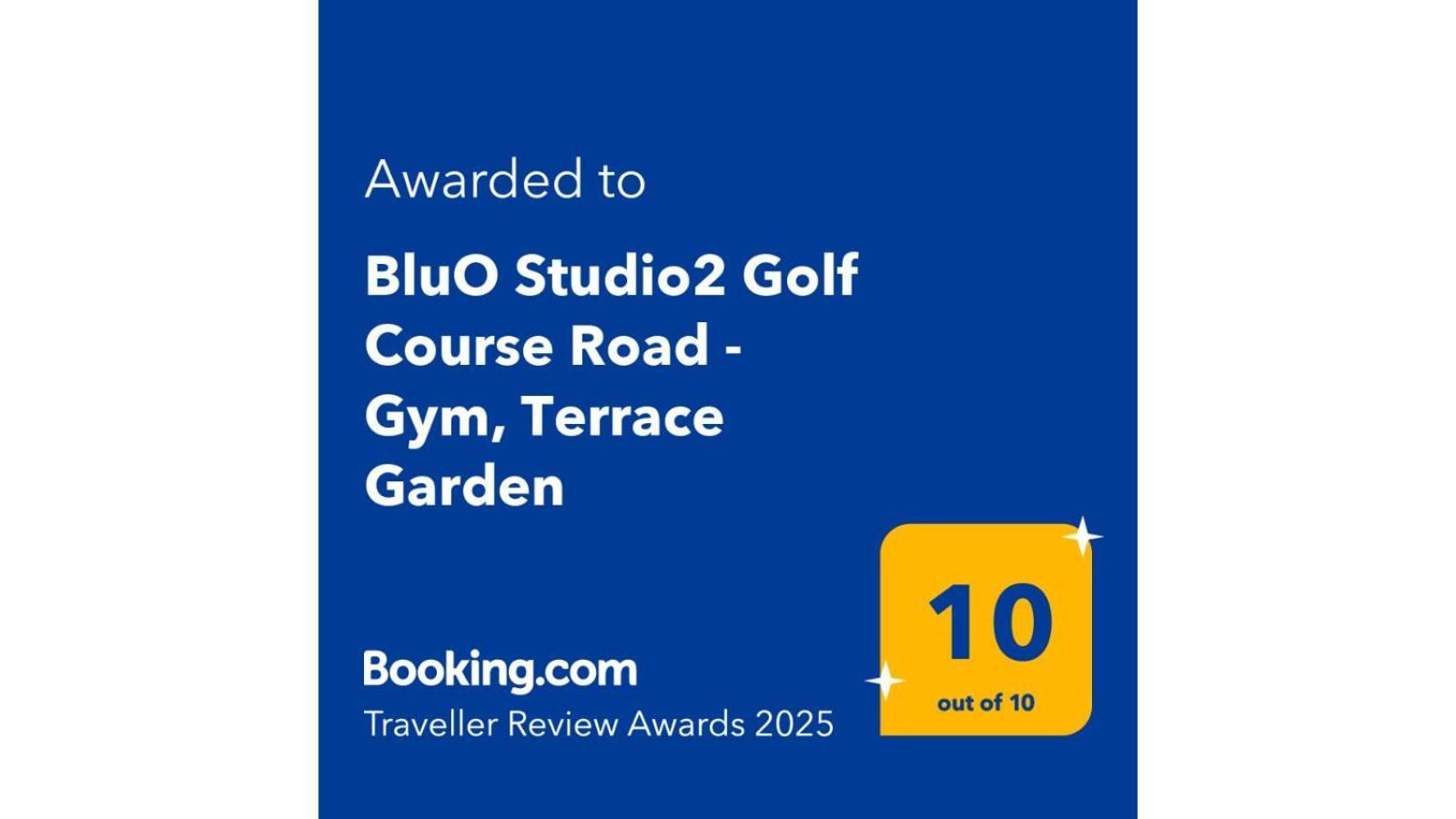 Bluo Studio2 Golf Course Road - Gym, Terrace Garden Гургаон Экстерьер фото